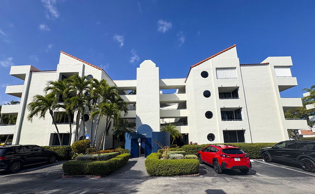 Spinnaker Bay at The Waterways  photo 2